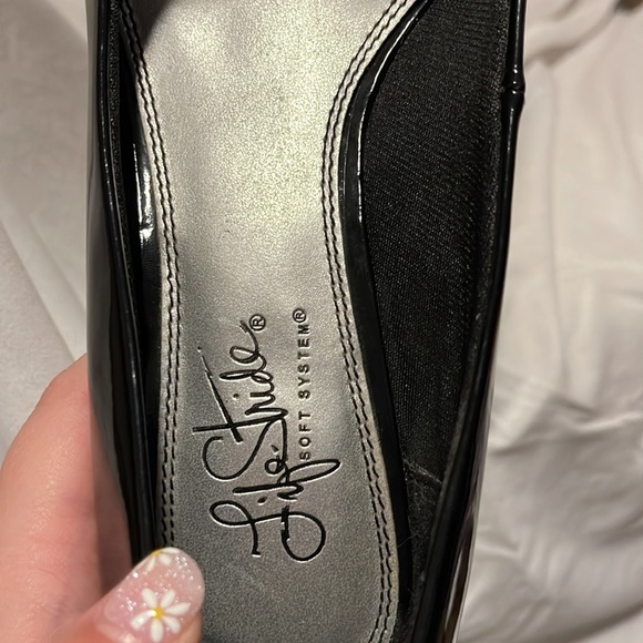 Women’s Black Heels - Picture 5 of 5